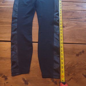 Gapfit Blk capris MEDIUM